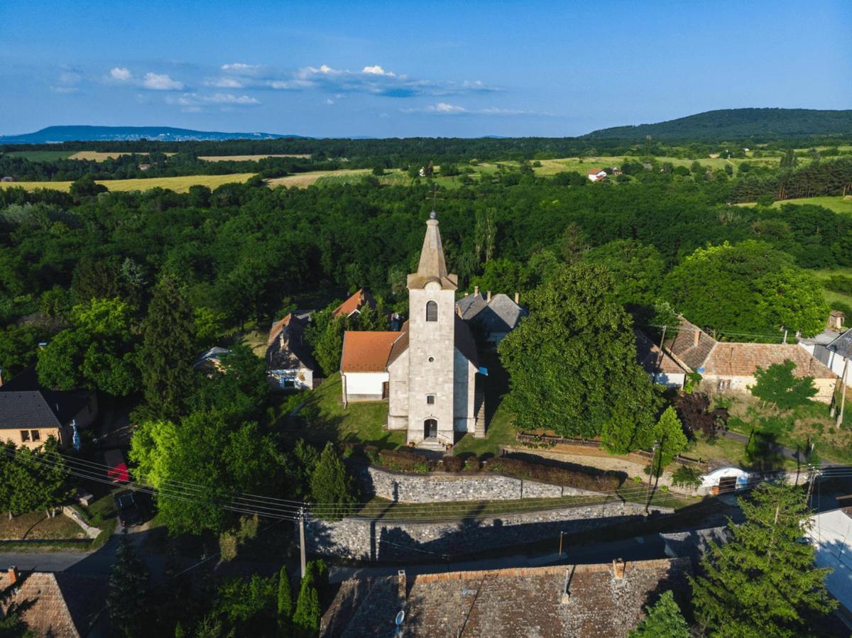 Hotel Tolnay Kuria Es Vendeghaz Nagygorbo Exterior foto